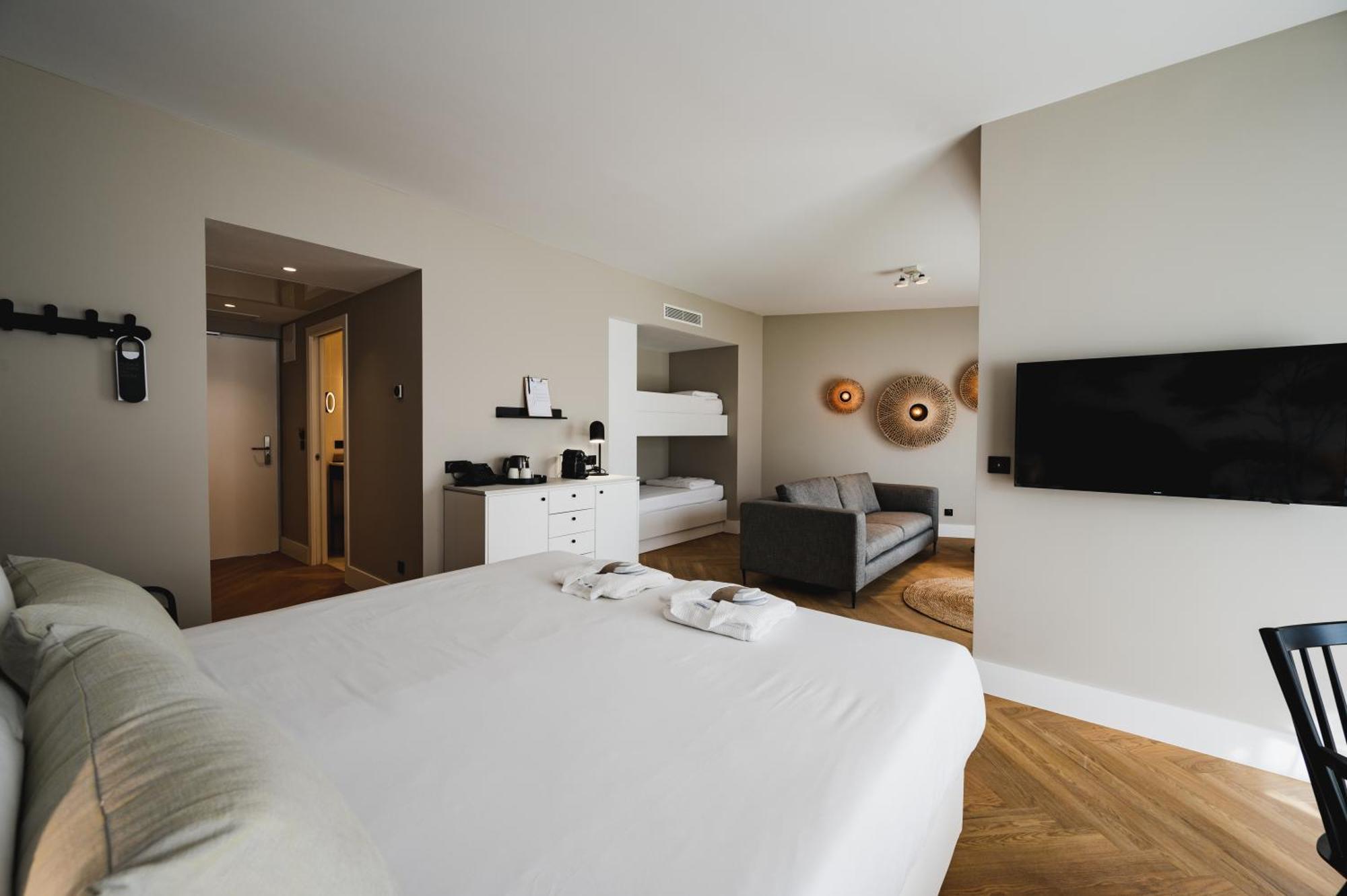 Van Der Valk Hotel Bloom Saint Aygulf Exterior foto